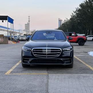 2023款 奔驰S580 四驱 长轴 15510877887（同微信） 价格可能随时有变动 欢迎咨询 全国可分期