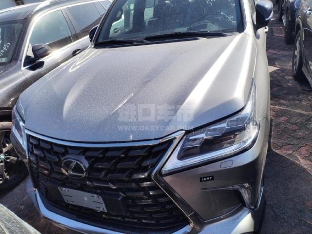 中东版2021款 雷克萨斯LX570 铂金版